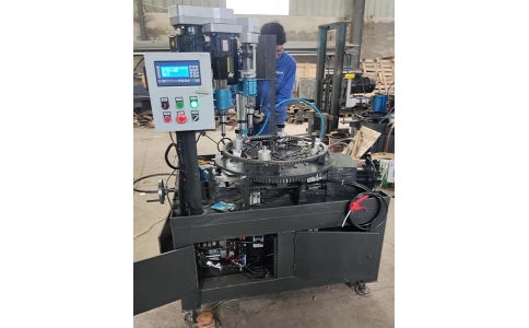 齒圈-自動(dòng)伺服鉆孔攻絲一體機(jī)