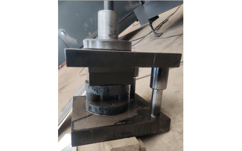 墊片-沖壓復(fù)合模具