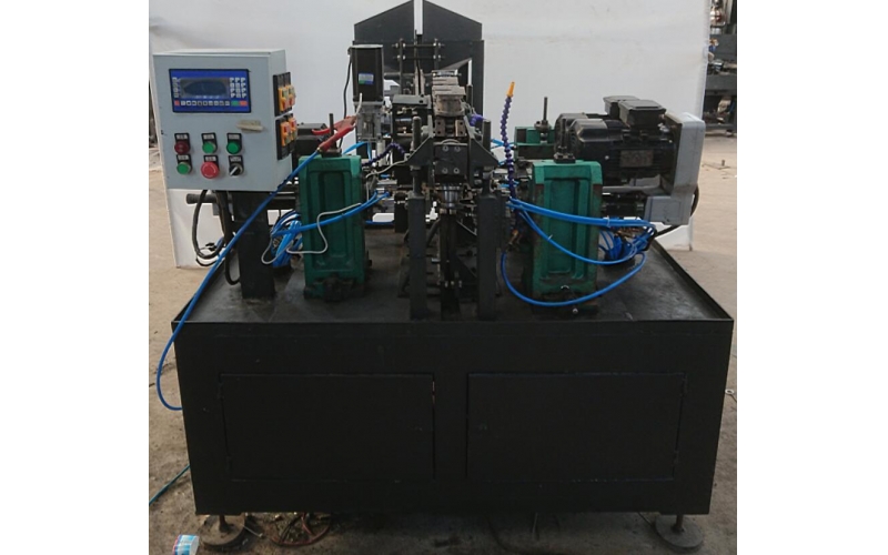 銷軸、螺栓-三軸全自動(dòng)鉆孔、雙倒角一體機(jī)-鏈條型