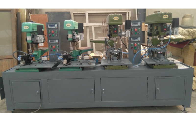 螺栓四軸數控鉆孔機