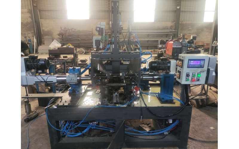 偏心軸-兩端鉆深孔攻絲一體機